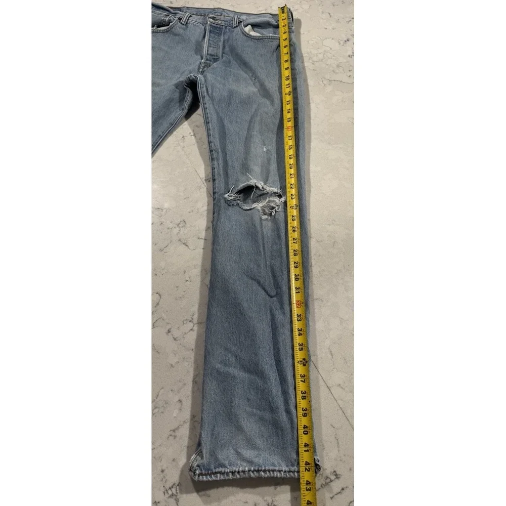 Levi's 501 Jeans Mens 33x34 Blue Light Wash Button Fly Distressed Ripped Grunge